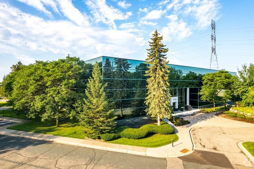 Office building exterior in Minnetonka